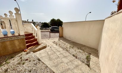 Resale - Villa - Orihuela Costa - Villamartin