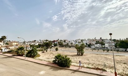 Resale - Villa - Orihuela Costa - Villamartin