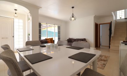 Resale - Villa / Semi detached - Los Montesinos - La Herrada