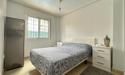 Resale - Villa / Semi detached - Los Montesinos - La Herrada