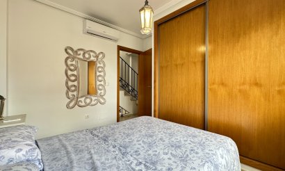 Resale - Villa / Semi detached - Los Montesinos - La Herrada