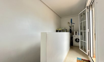 Resale - Villa / Semi detached - Los Montesinos - La Herrada
