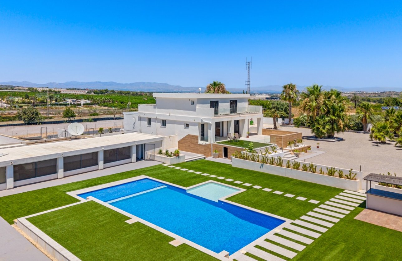 Resale - Villa - Los Montesinos - La Herrada