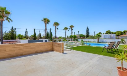 Resale - Villa - Los Montesinos - La Herrada