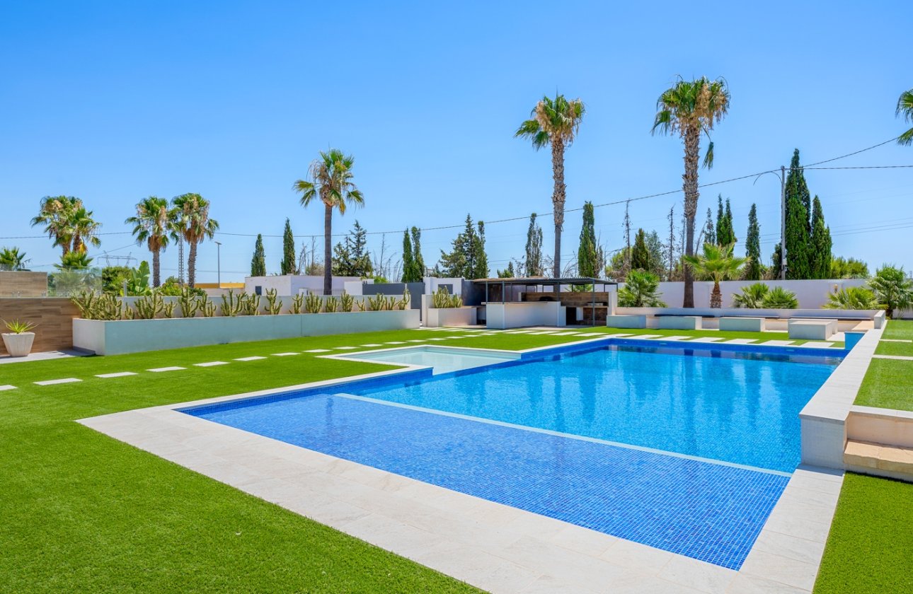 Resale - Villa - Los Montesinos - La Herrada