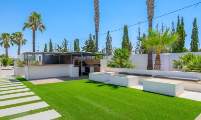 Resale - Villa - Los Montesinos - La Herrada