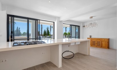 Resale - Villa - Los Montesinos - La Herrada