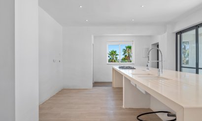 Resale - Villa - Los Montesinos - La Herrada