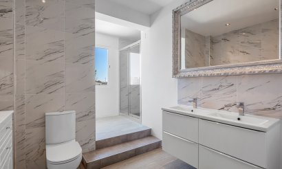 Resale - Villa - Los Montesinos - La Herrada