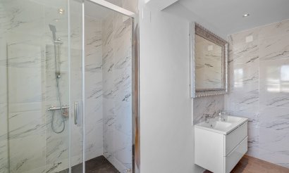 Resale - Villa - Los Montesinos - La Herrada