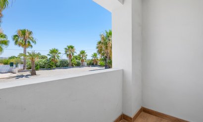 Resale - Villa - Los Montesinos - La Herrada