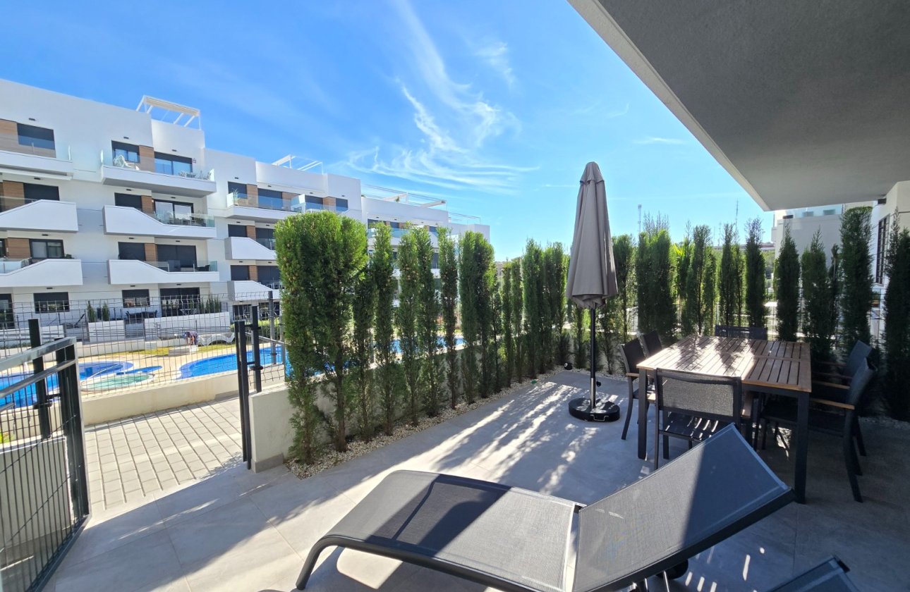 Resale - Apartment / flat - Orihuela Costa - Villamartín *