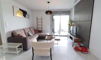 Resale - Apartment / flat - Orihuela Costa - Villamartin