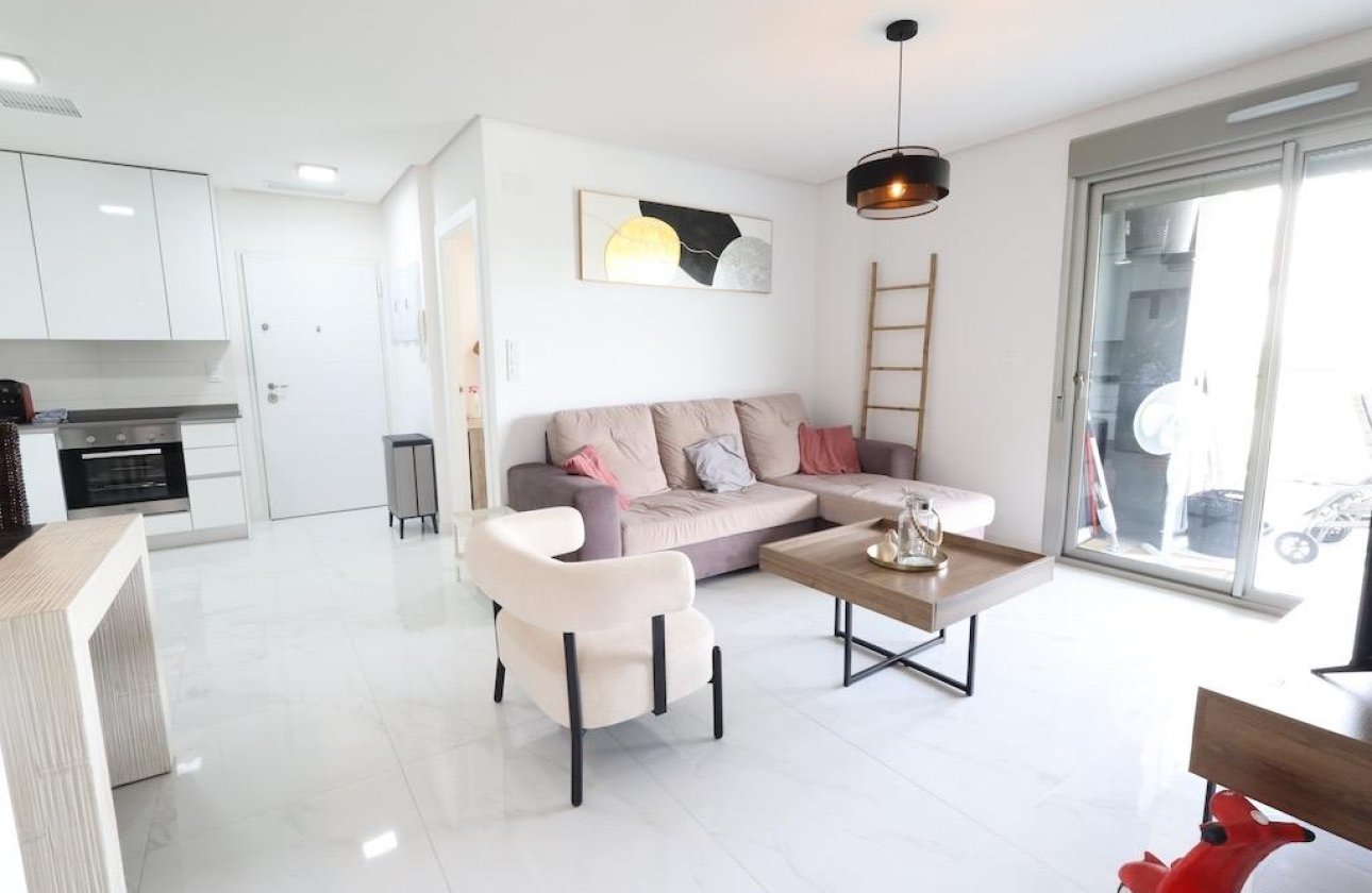 Resale - Apartment / flat - Orihuela Costa - Villamartin