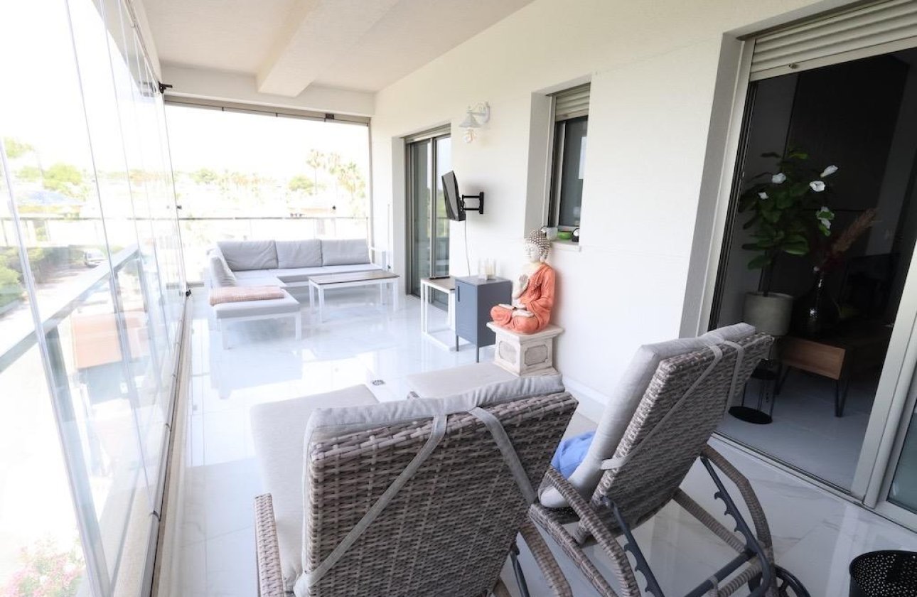 Resale - Apartment / flat - Orihuela Costa - Villamartin