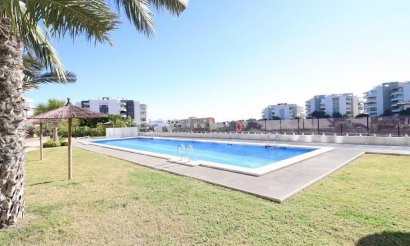 Resale - Apartment / flat - Orihuela Costa - Villamartin