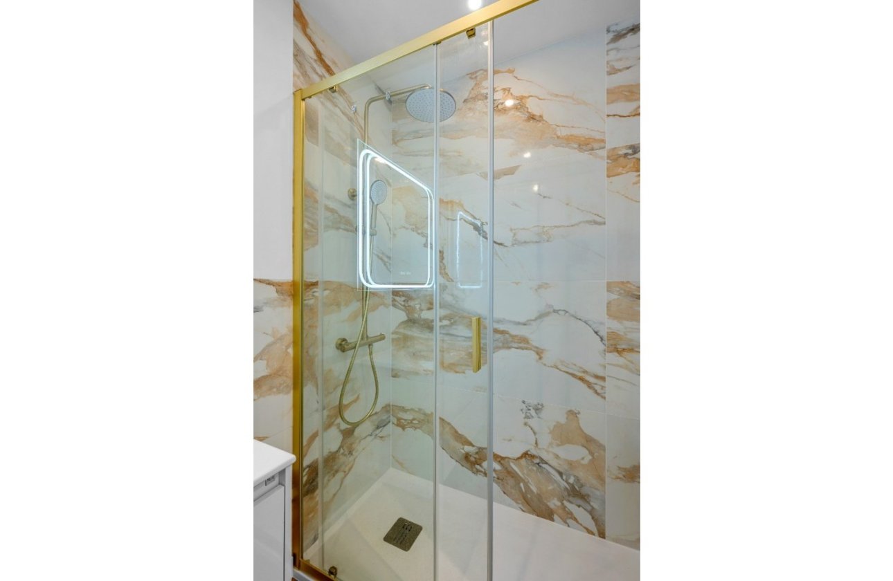 Resale - Apartment / flat - Orihuela Costa - Punta Prima
