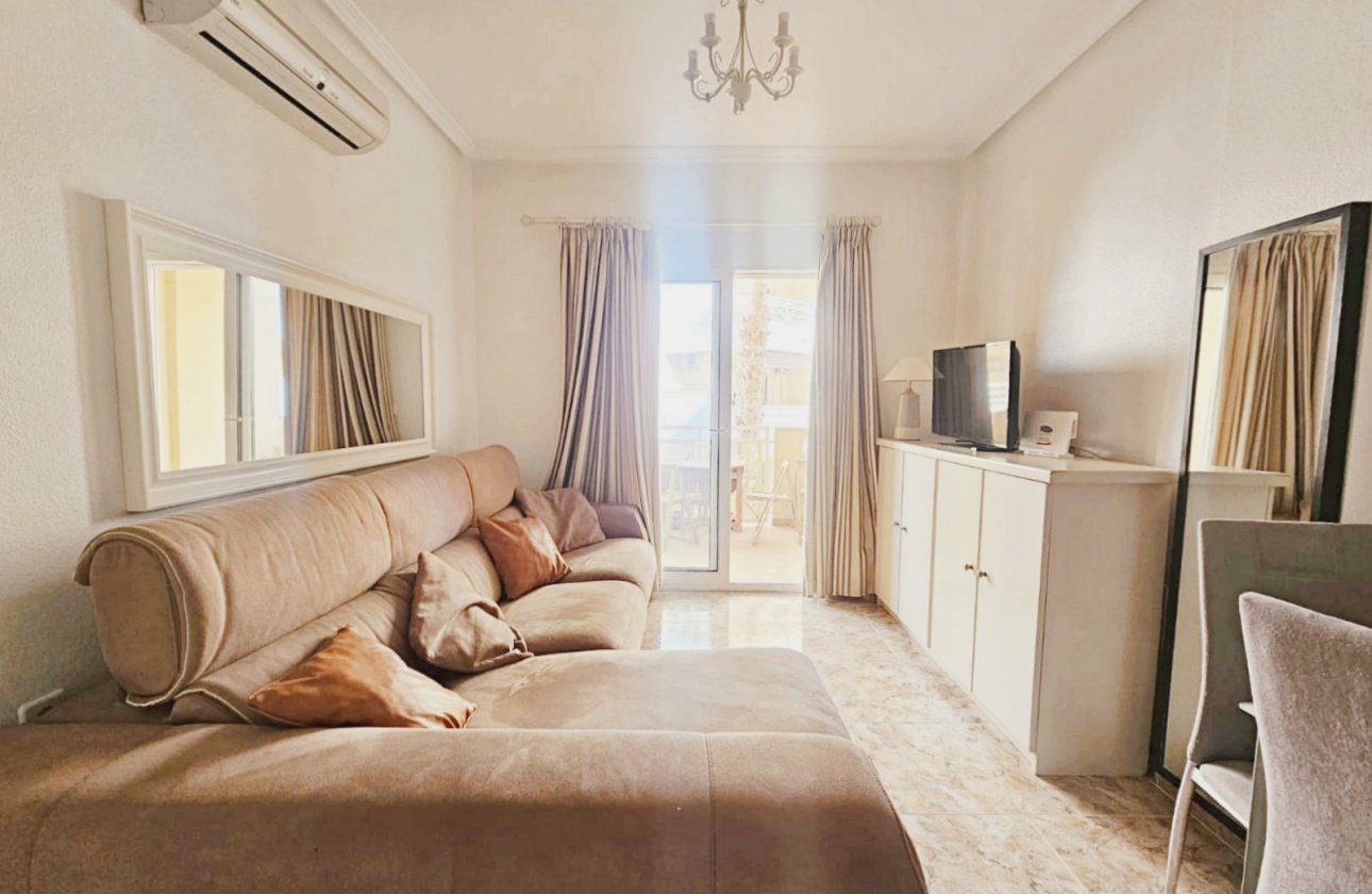 Resale - Apartment / flat - Orihuela Costa - Aguamarina