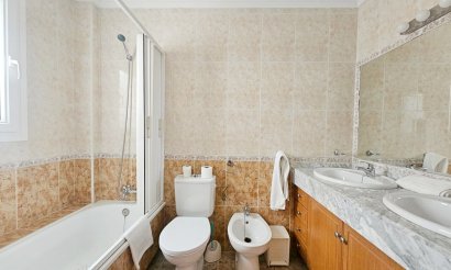 Resale - Apartment / flat - Orihuela Costa - Aguamarina