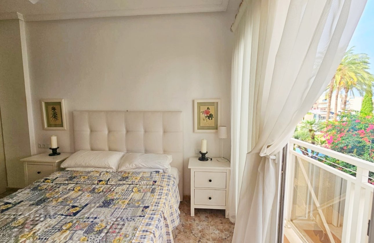 Resale - Apartment / flat - Orihuela Costa - Aguamarina