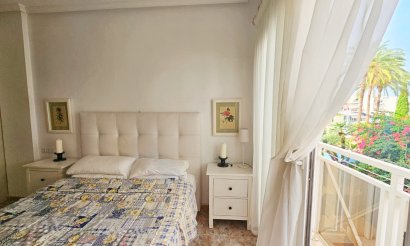 Resale - Apartment / flat - Orihuela Costa - Aguamarina