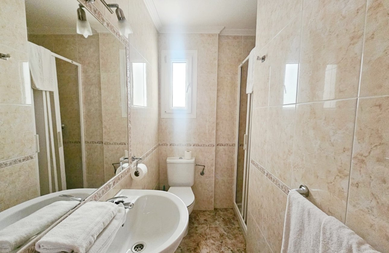Resale - Apartment / flat - Orihuela Costa - Aguamarina