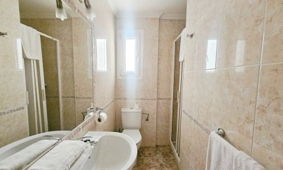Resale - Apartment / flat - Orihuela Costa - Aguamarina