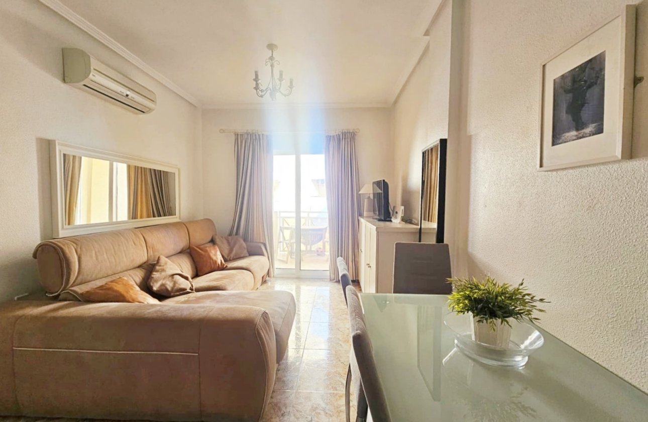 Resale - Apartment / flat - Orihuela Costa - Aguamarina