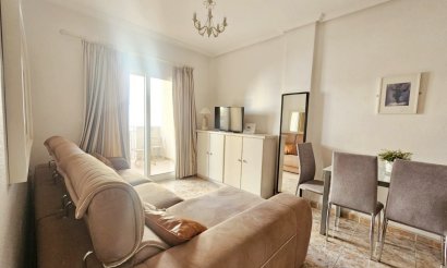 Resale - Apartment / flat - Orihuela Costa - Aguamarina