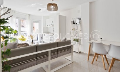 Reventa - Estudio - Torrevieja - Centro