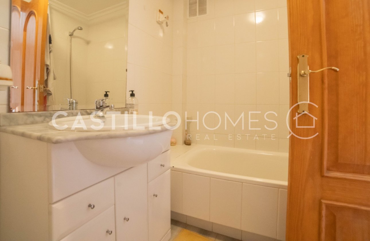 Resale - Penthouse - Torrevieja - La Mata
