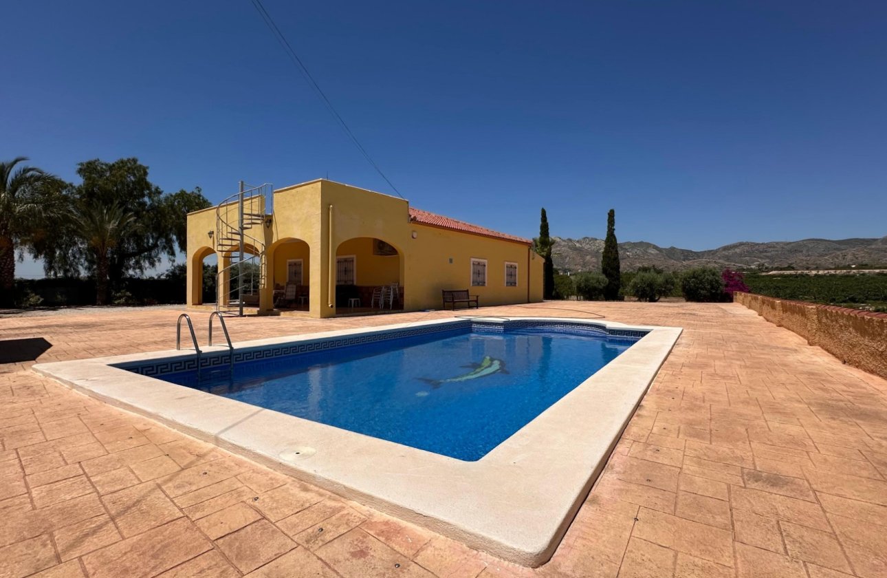 Resale - Villa - Albatera - Albatera - Country