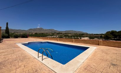 Resale - Villa - Albatera - Albatera - Country