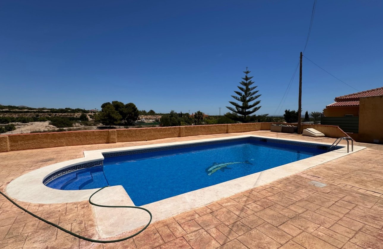 Resale - Villa - Albatera - Albatera - Country