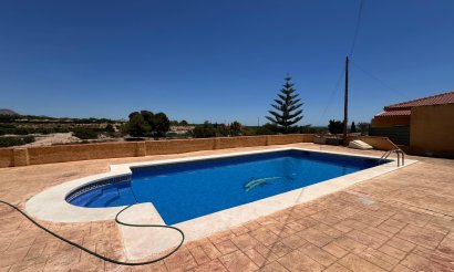 Resale - Villa - Albatera - Albatera - Country