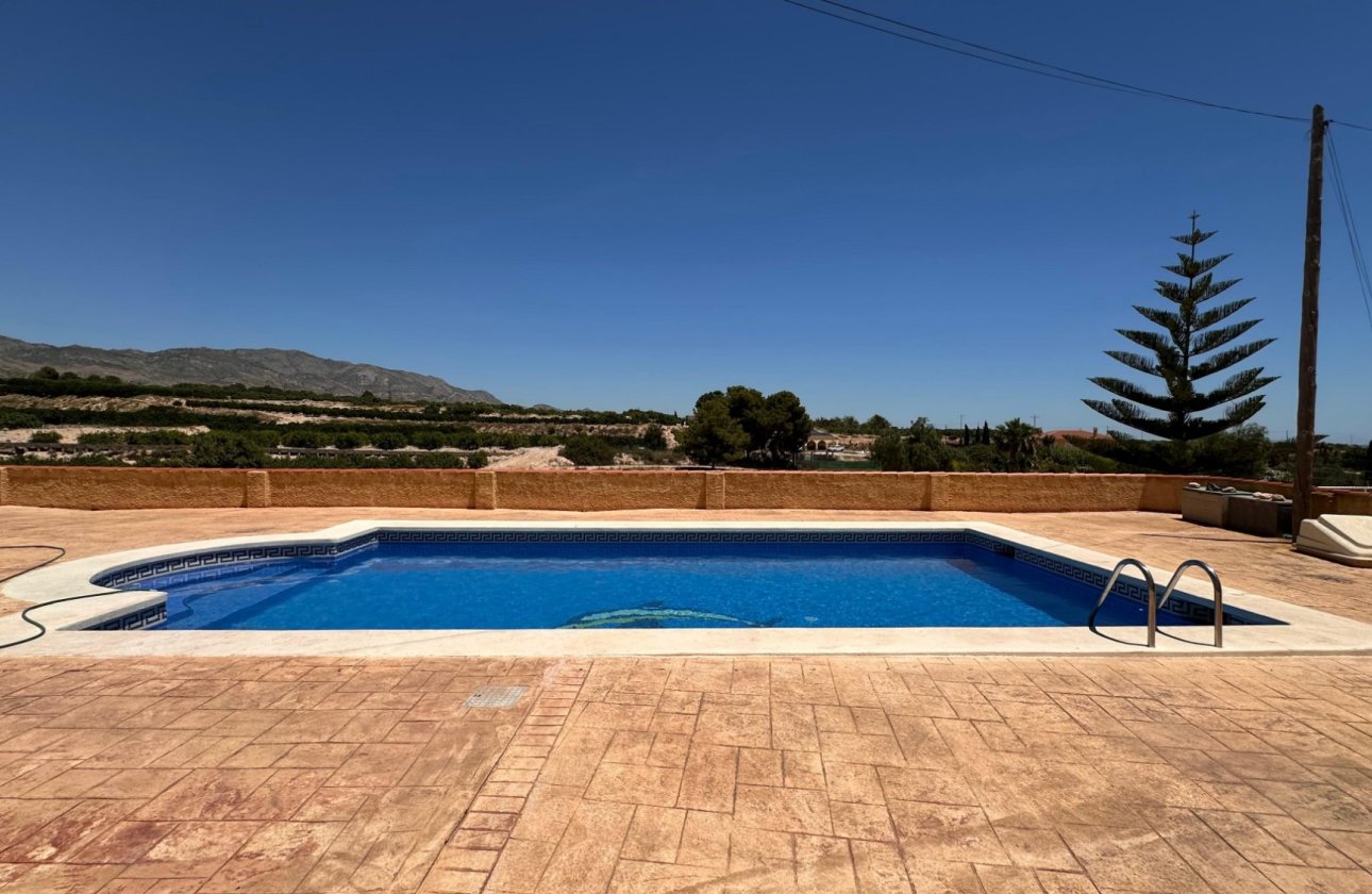 Resale - Villa - Albatera - Albatera - Country