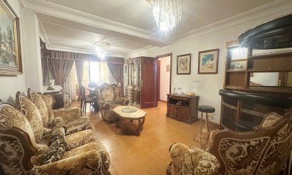 Resale - Apartment / flat - Torrevieja