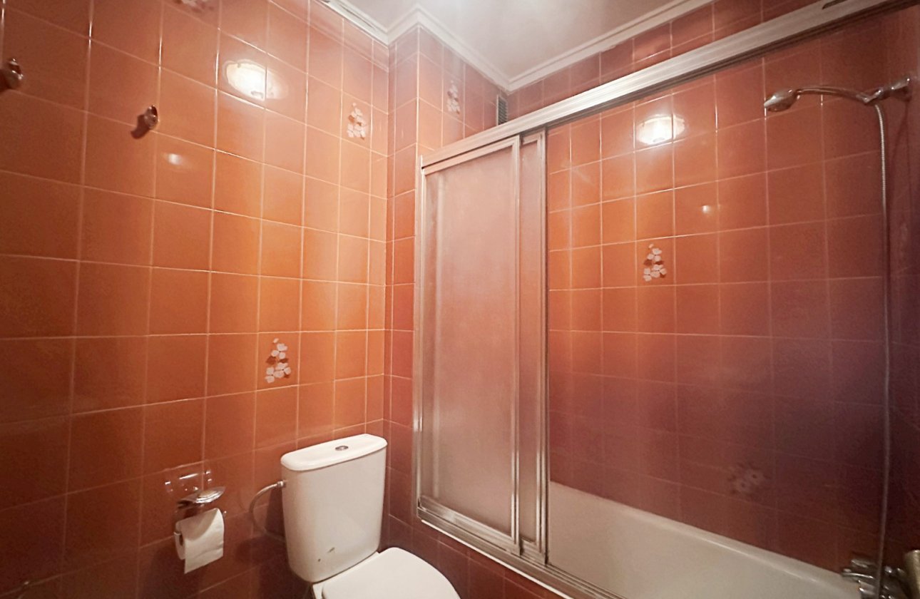 Resale - Apartment / flat - Torrevieja