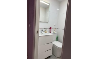Resale - Apartment / flat - Torrevieja - Playa de los Locos