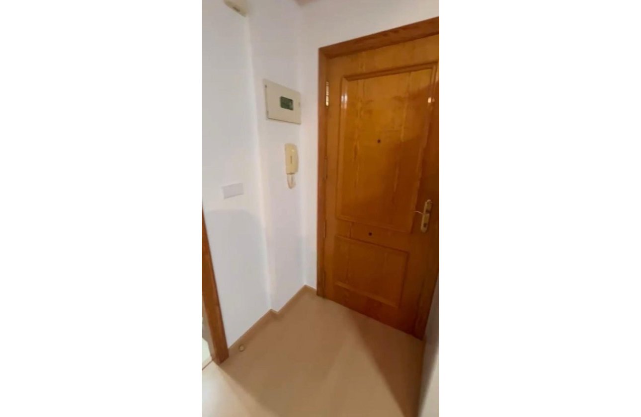 Resale - Apartment / flat - Torrevieja - Nueva Torrevieja - Aguas Nuevas