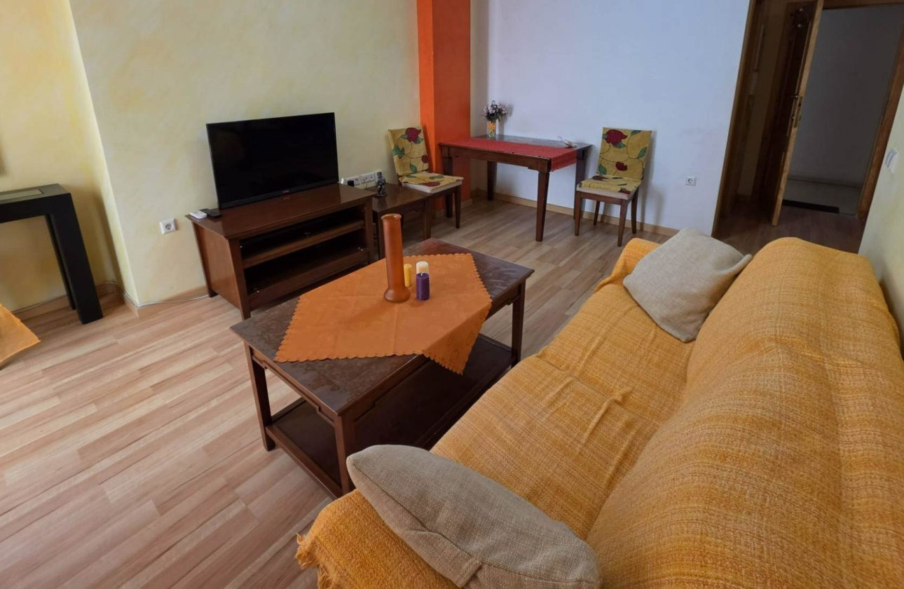 Resale - Apartment / flat - Torrevieja - Habaneras