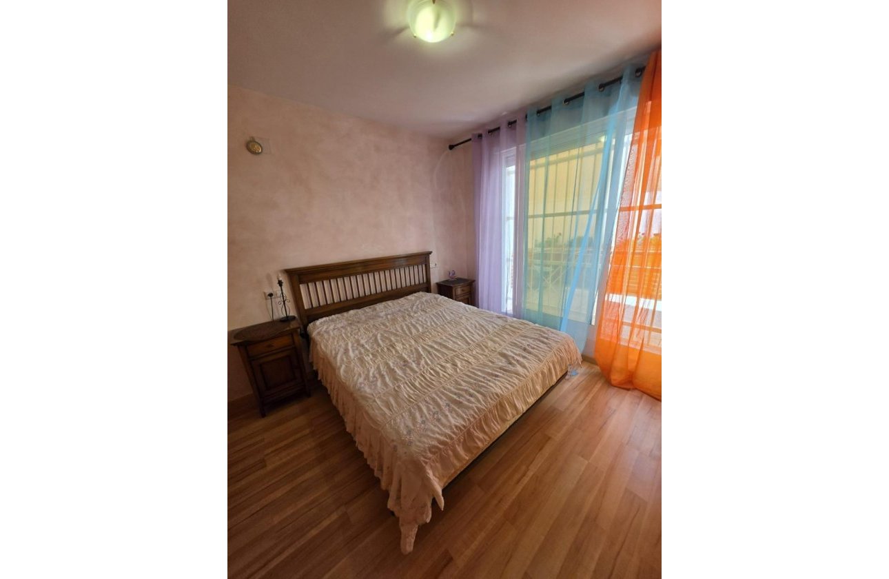 Resale - Apartment / flat - Torrevieja - Habaneras