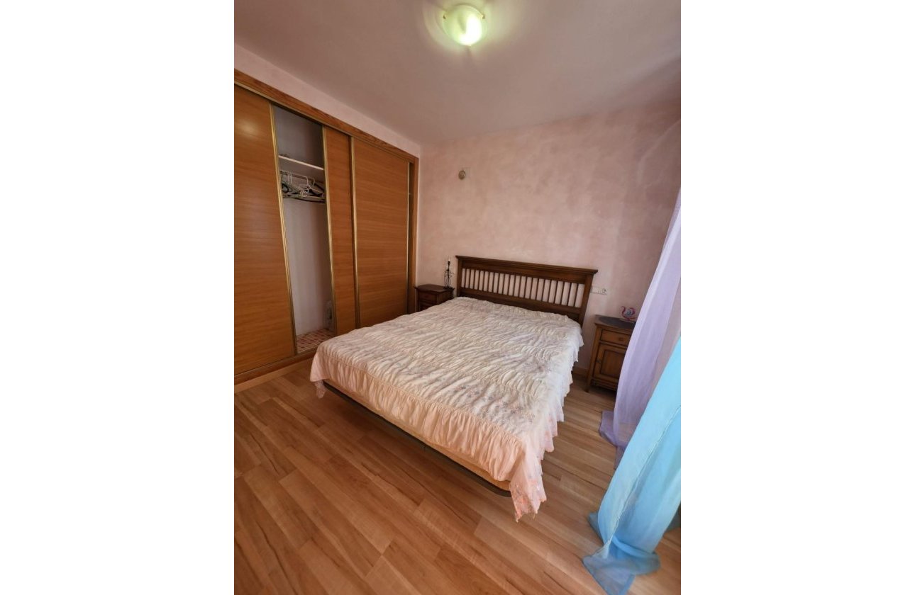Resale - Apartment / flat - Torrevieja - Habaneras