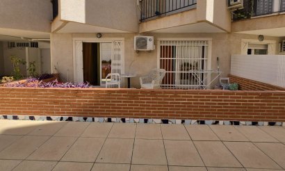 Resale - Apartment / flat - Torrevieja - Habaneras
