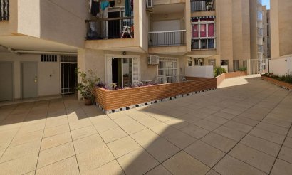 Resale - Apartment / flat - Torrevieja - Habaneras