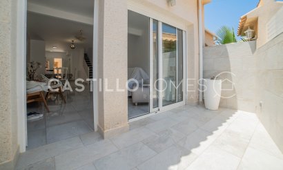 Resale - Townhouse - Torrevieja - Urb. Rosaleda