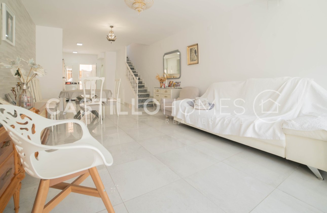 Resale - Townhouse - Torrevieja - Urb. Rosaleda