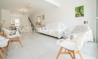 Resale - Townhouse - Torrevieja - Urb. Rosaleda