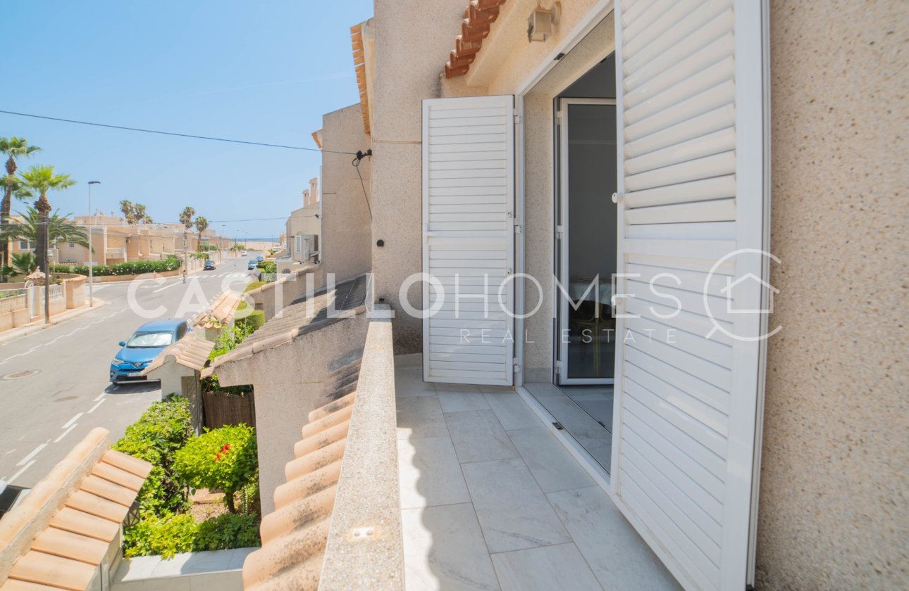 Resale - Townhouse - Torrevieja - Urb. Rosaleda