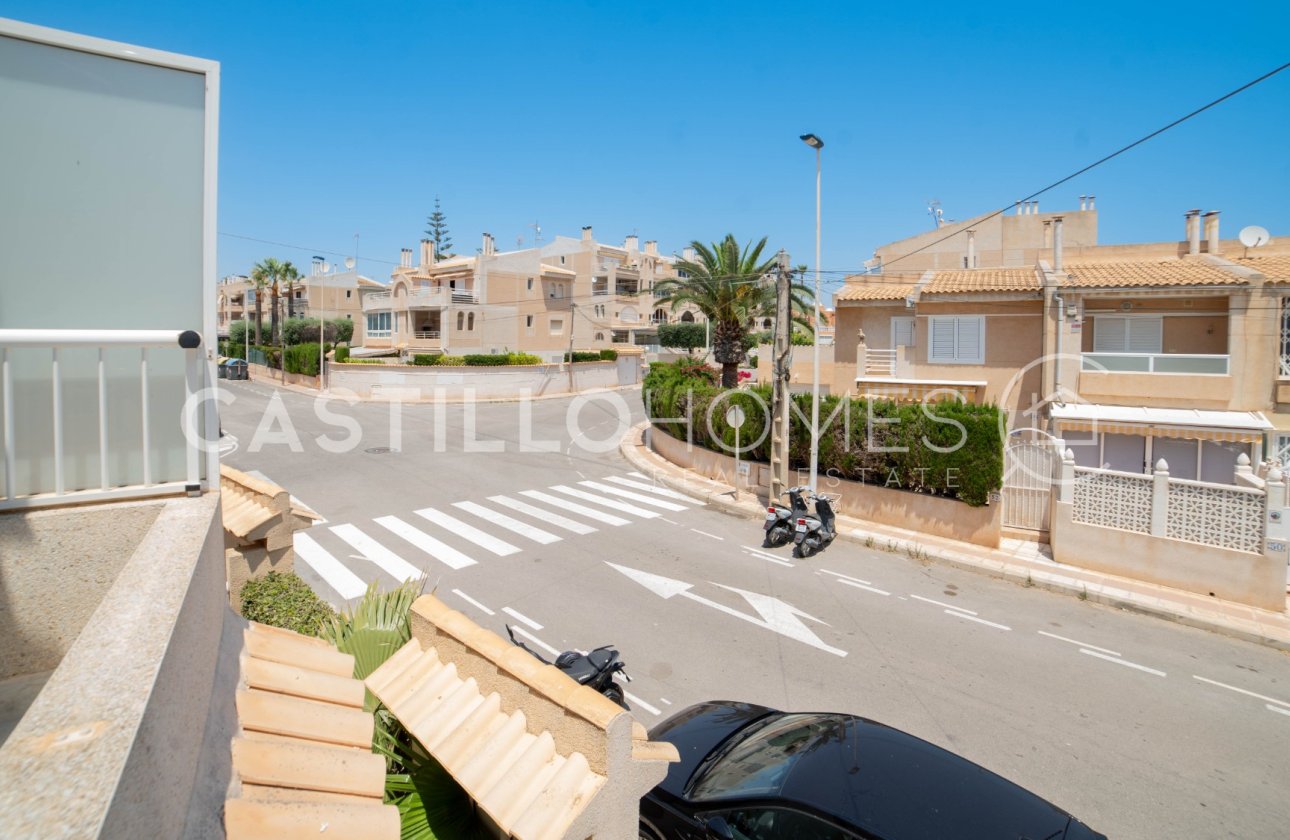 Resale - Townhouse - Torrevieja - Urb. Rosaleda